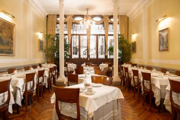 Discover our tasty breakfast with a breathtaking view